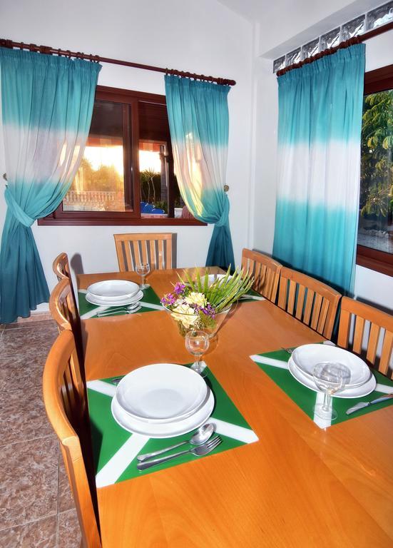 Villa Lp Peyia Buitenkant foto