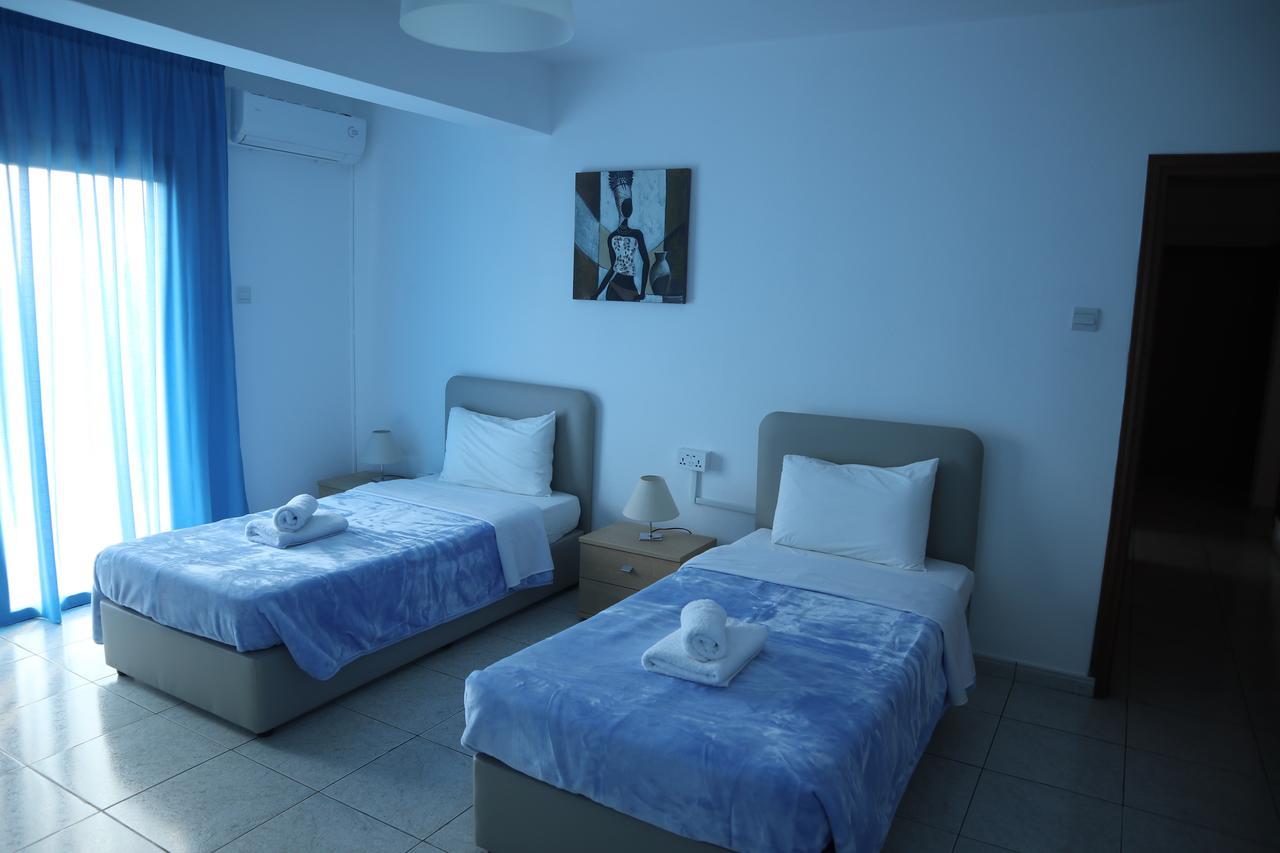 Villa Lp Peyia Buitenkant foto